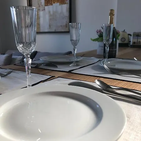 Petit Paradis A Avec Vue Wifi Et Clim Apartment